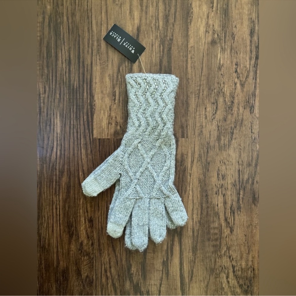 WHBM Rhinestone patterned gloves - Picture 9 of 11